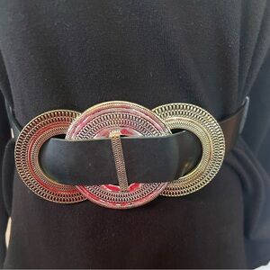 Chico's Black Leather Silver/Goldtone Belt Buckle Women's Size M   Adjustable